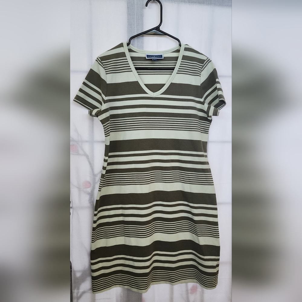 Pre-loved Karen Scott Sport Sheath Dress